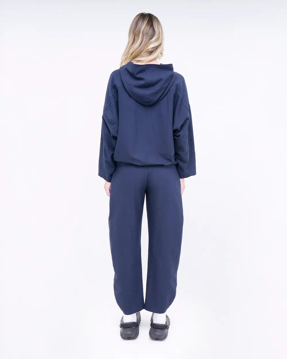 MAGLIA CON CAPPUCCIO FOULARD