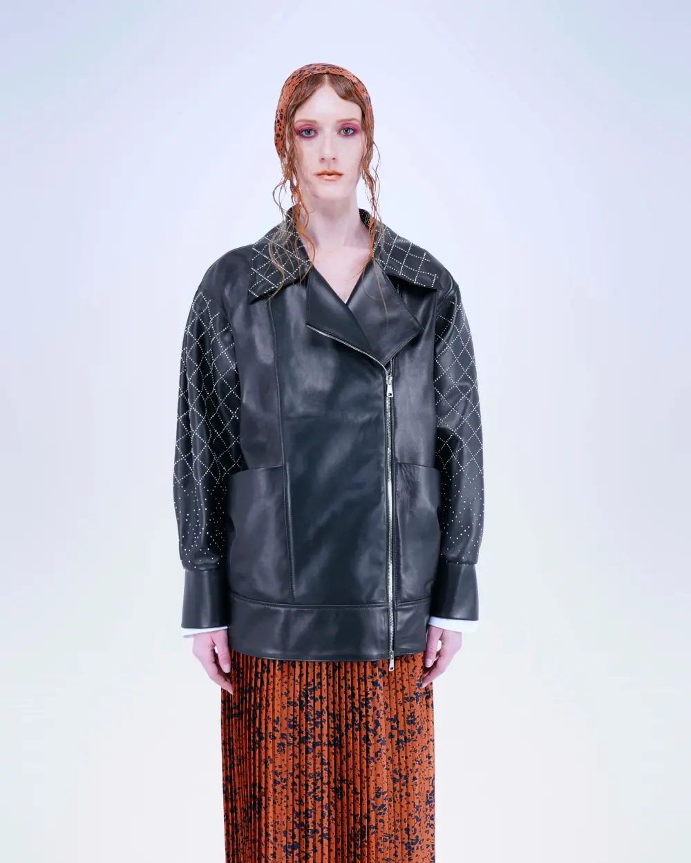 BOMBER CHIODO IN VERA PELLE