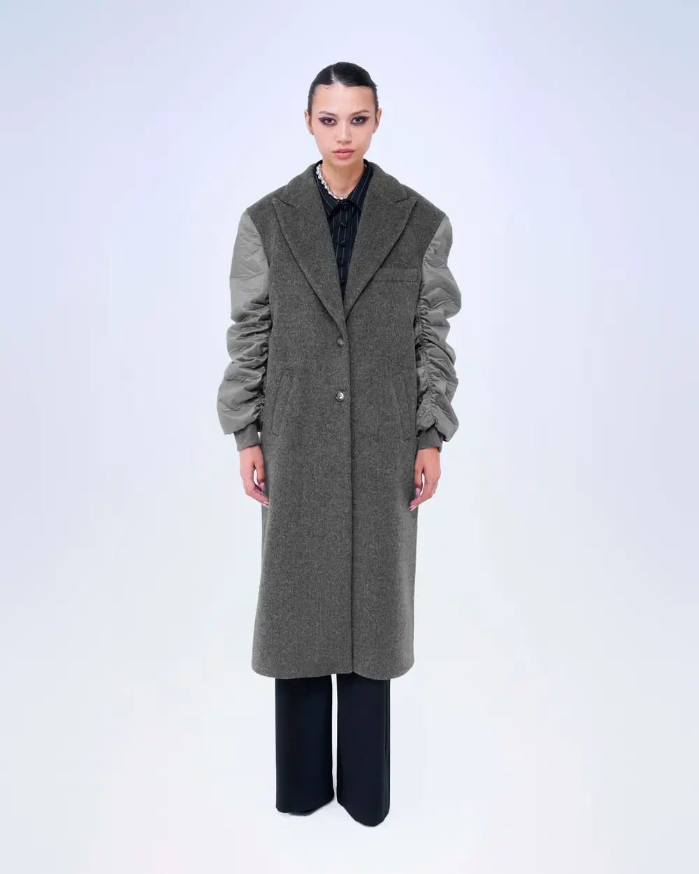 CAPPOTTO MANICHE ARRICCIATE