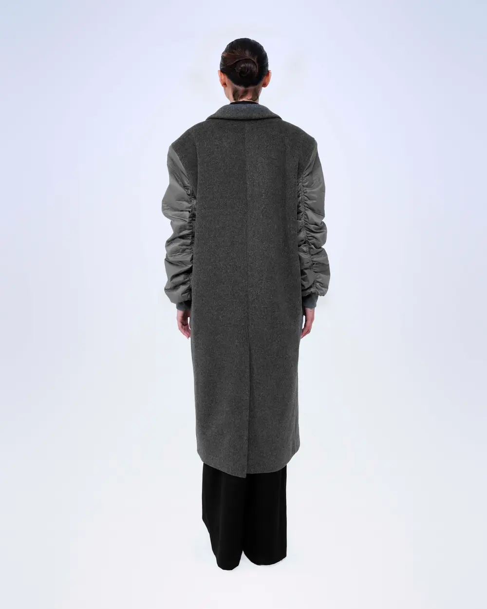 CAPPOTTO MANICHE ARRICCIATE
