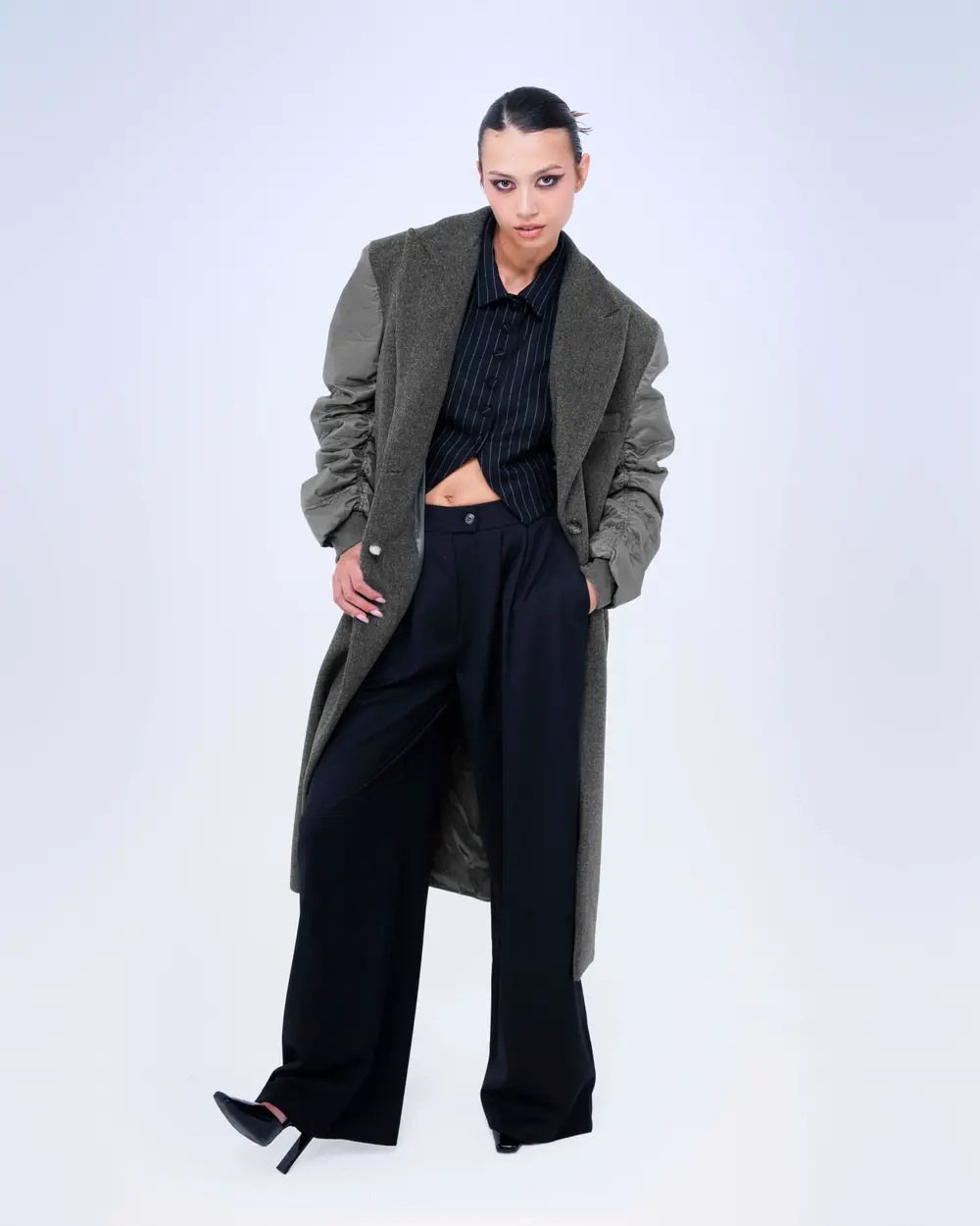 CAPPOTTO MANICHE ARRICCIATE