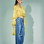 JEANS CUT-OUT