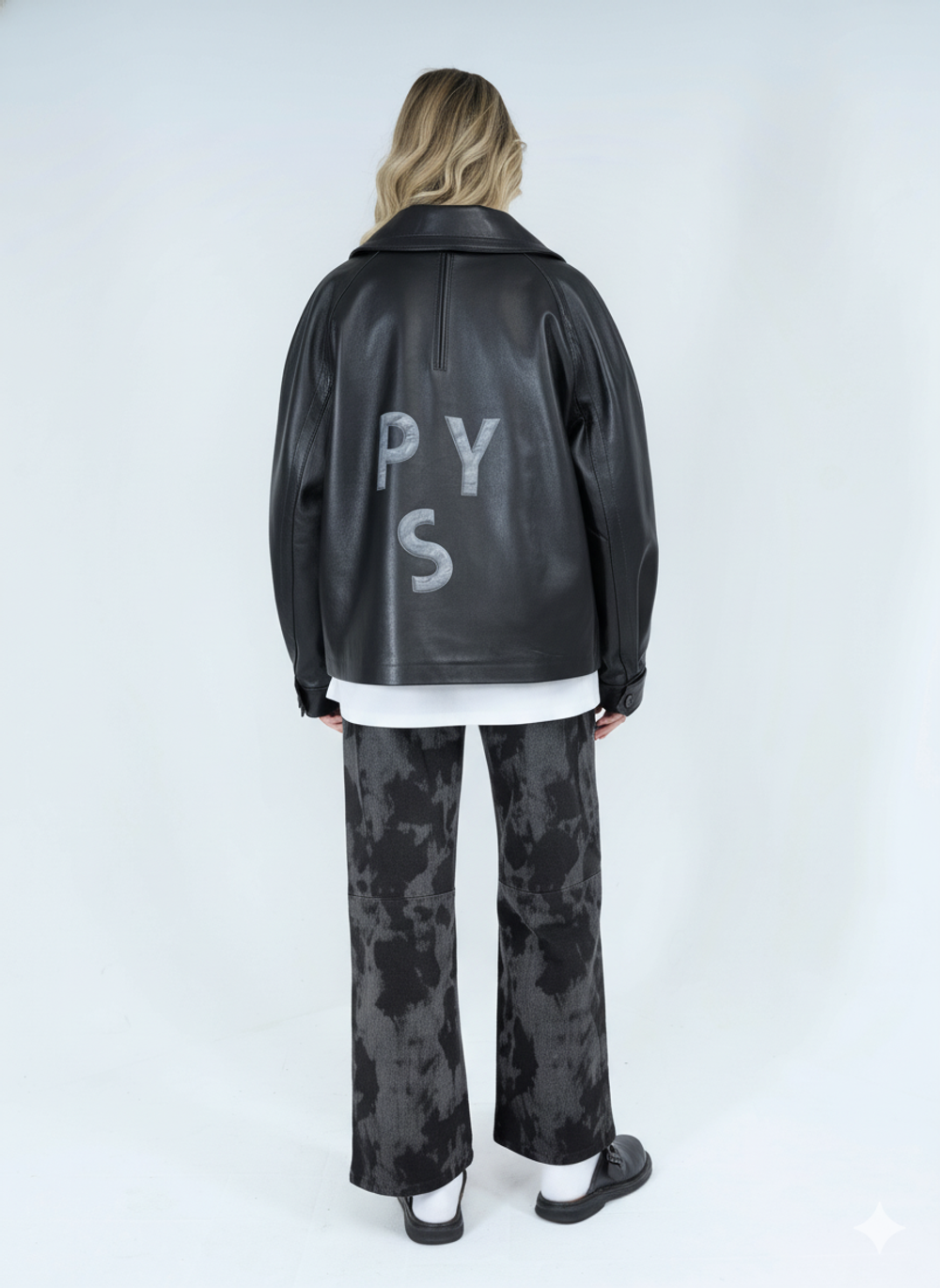 CHIODO PRINTING IN VERA PELLE