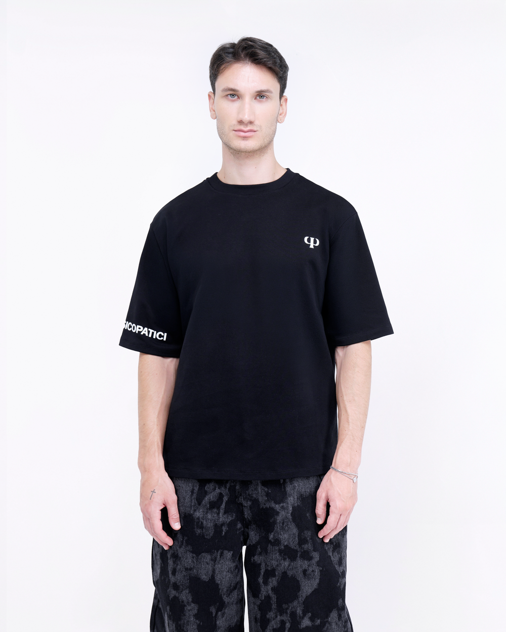 T-SHIRT LOGO