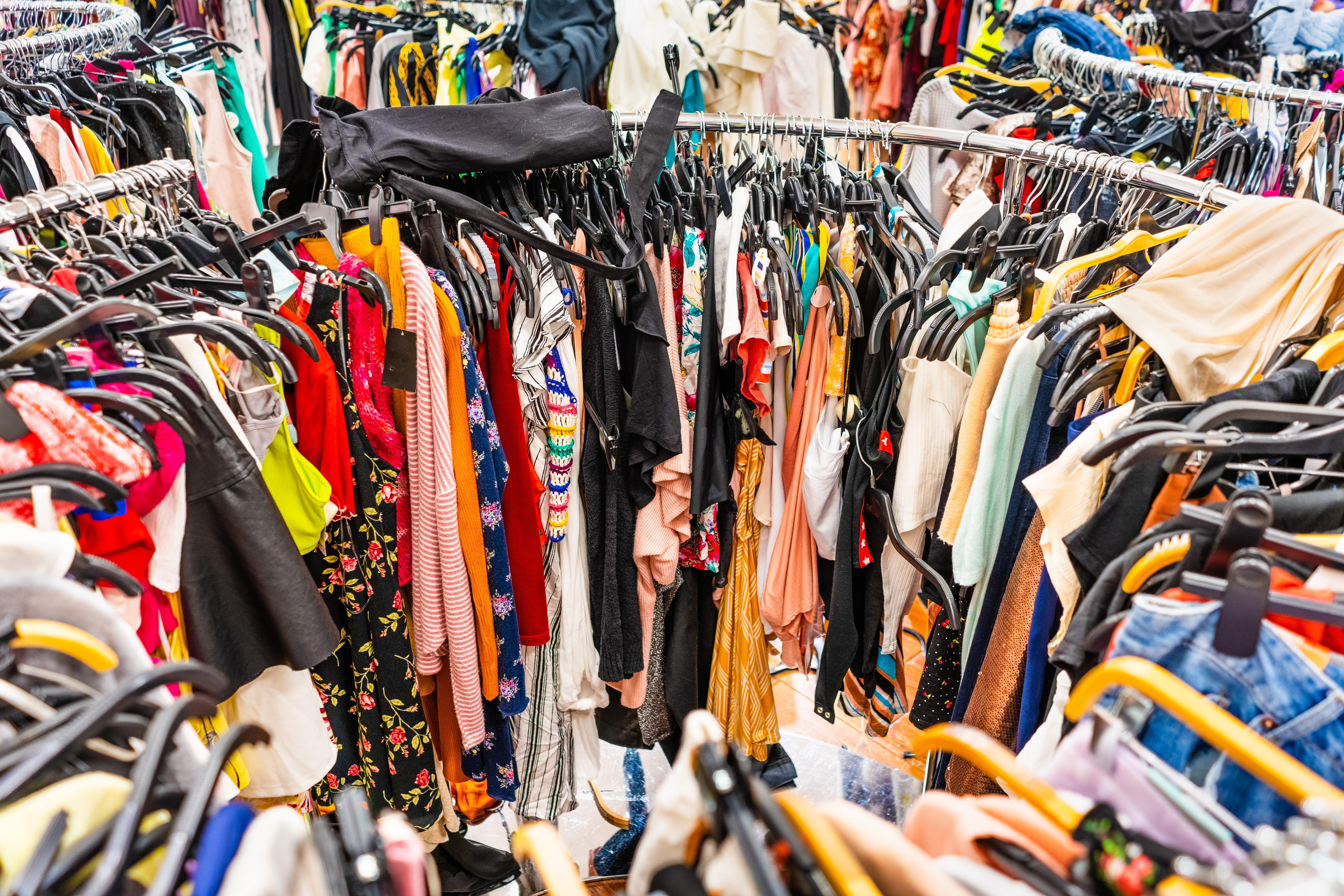 Moda Made-to-Order: La Risposta Contro la Sovrapproduzione.